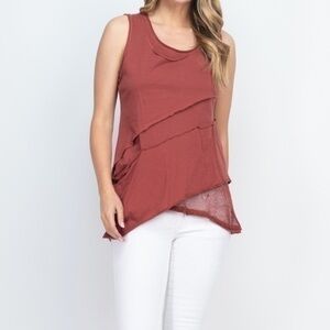 NWT Mur Mur women top Size L Color RUST